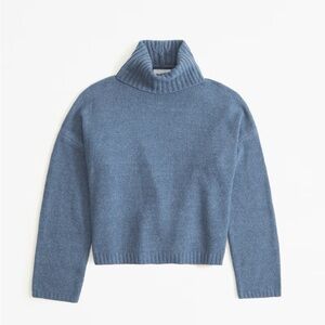 Abercrombie & Fitch - Women’s Wedge Turtleneck Sweater- Blue - XL